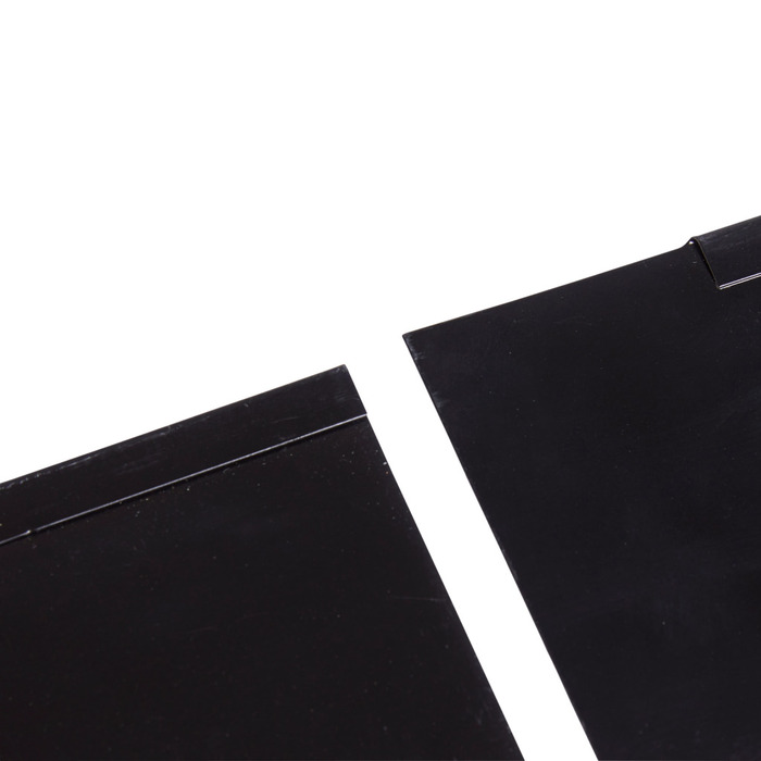 HORUTS bedkant sort med jordspyd L:110 cm